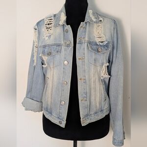 Love Tree Distressed Denim Jean Jacket Size Large Pockets Light Blue Festival